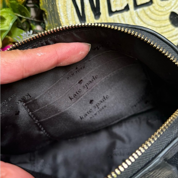 Authentic KATE SPADE Pebbled leather zip top Satchel/Wristel/crosby - Picture 12 of 15